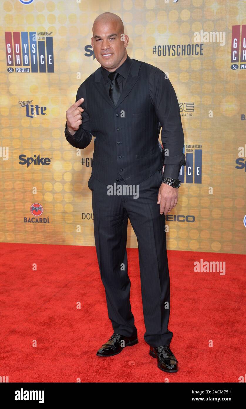 CULVER CITY, CA. Juni 4, 2016: Mixed Martial Arts fighter Tito Ortiz bei Spike TV 10. jährlichen Guys Choice Awards bei Sony Pictures Studios, Culver City, CA. © 2016 Paul Smith/Featureflash Stockfoto