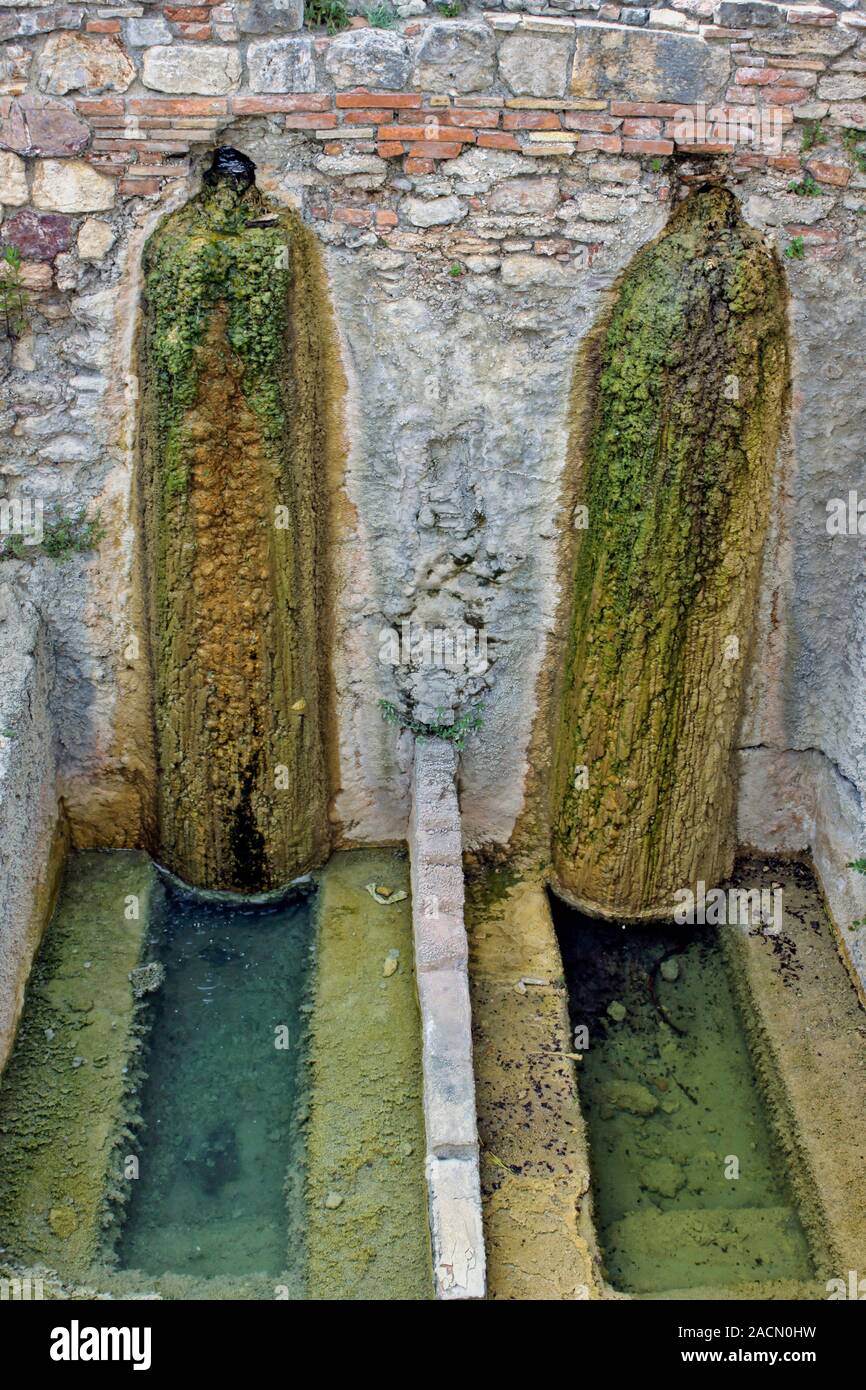 Das Thermalwasser von Bagno Vignoni, Provinz Siena, Toskana, Italien, Europa Stockfoto