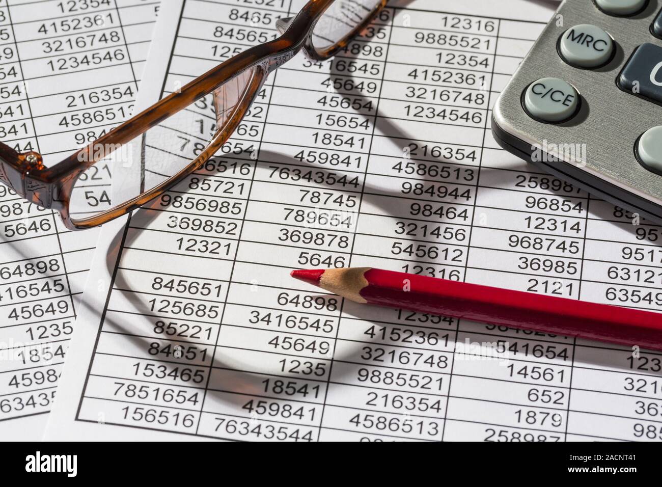 Taschenrechner und Statistiken Stockfoto