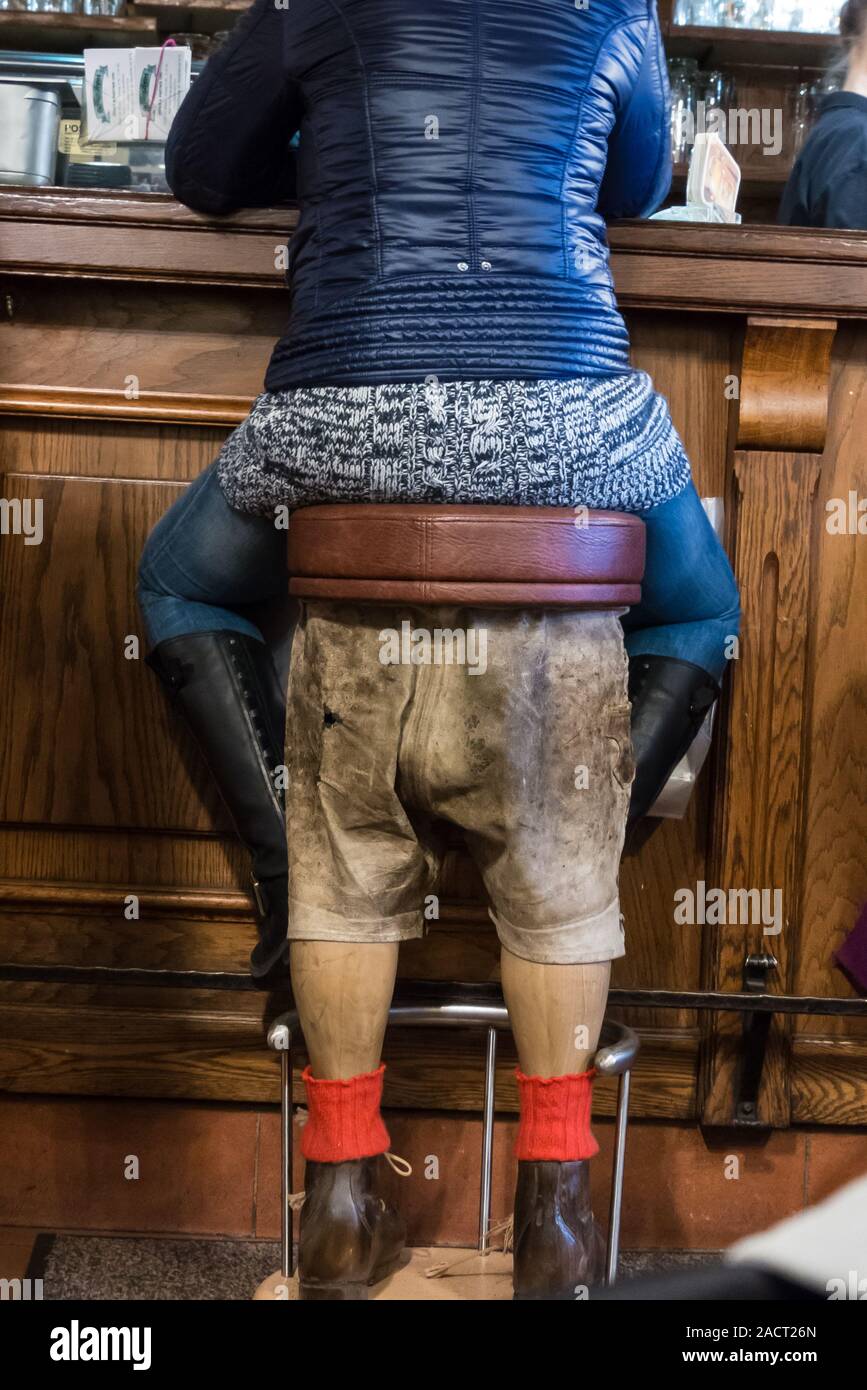 Lustige bar Fotos und Bildmaterial in hoher Auflösung Alamy