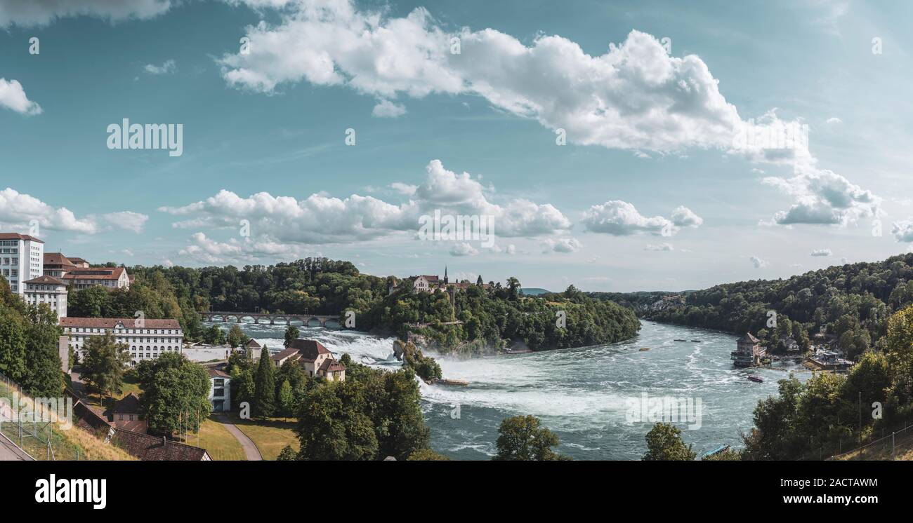 Panoramablick mit Rheinfall, Schloss Laufen, Eisenbahnviadukt ein Schloss Schloessli Woerth, Schleitheim, Kanton Schaffhausen, Schweiz, Stockfoto