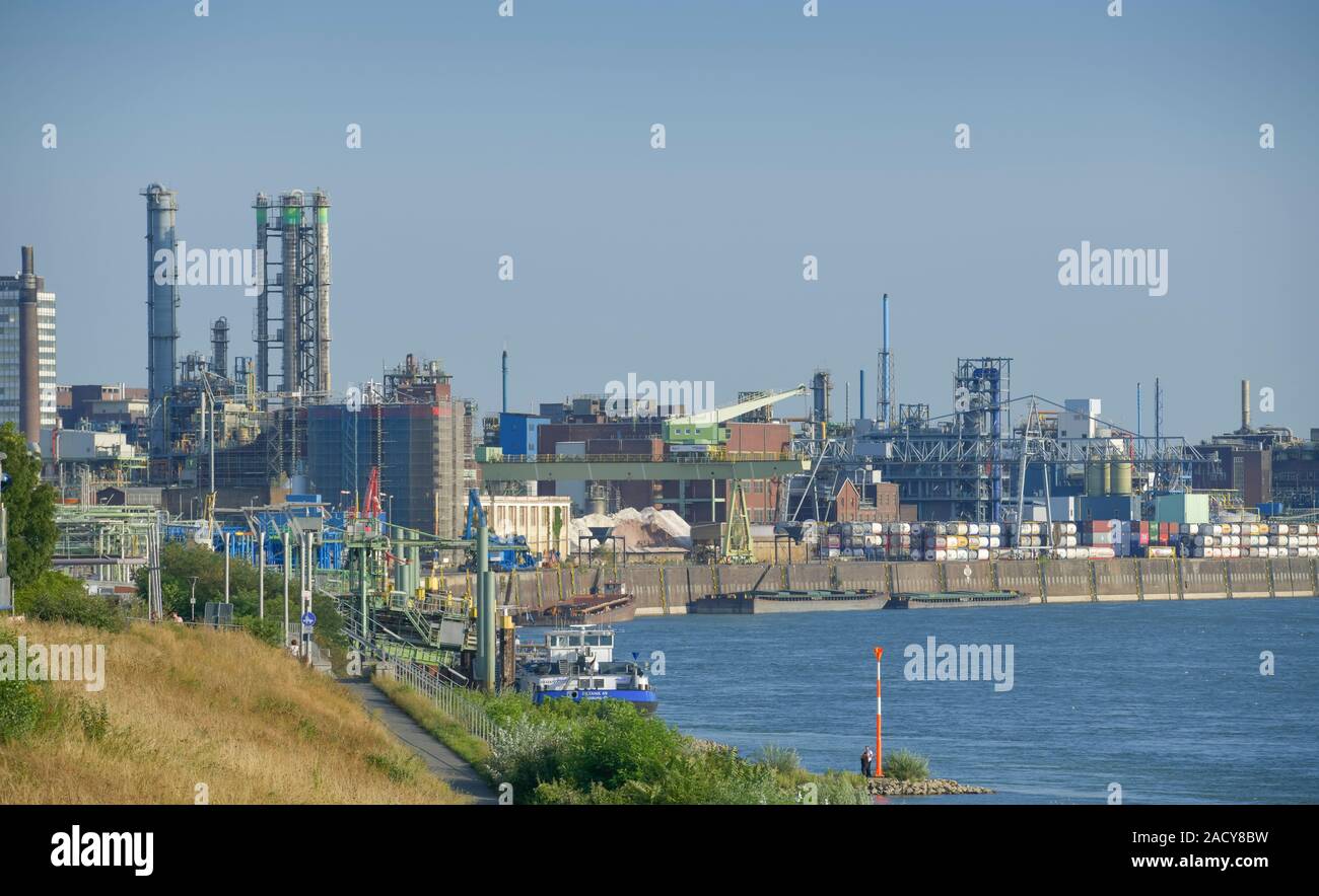 Chemiewerk der Bayer AG, Rhein, Leverkusen, Nordrhein-Westfalen, Deutschland Stockfoto