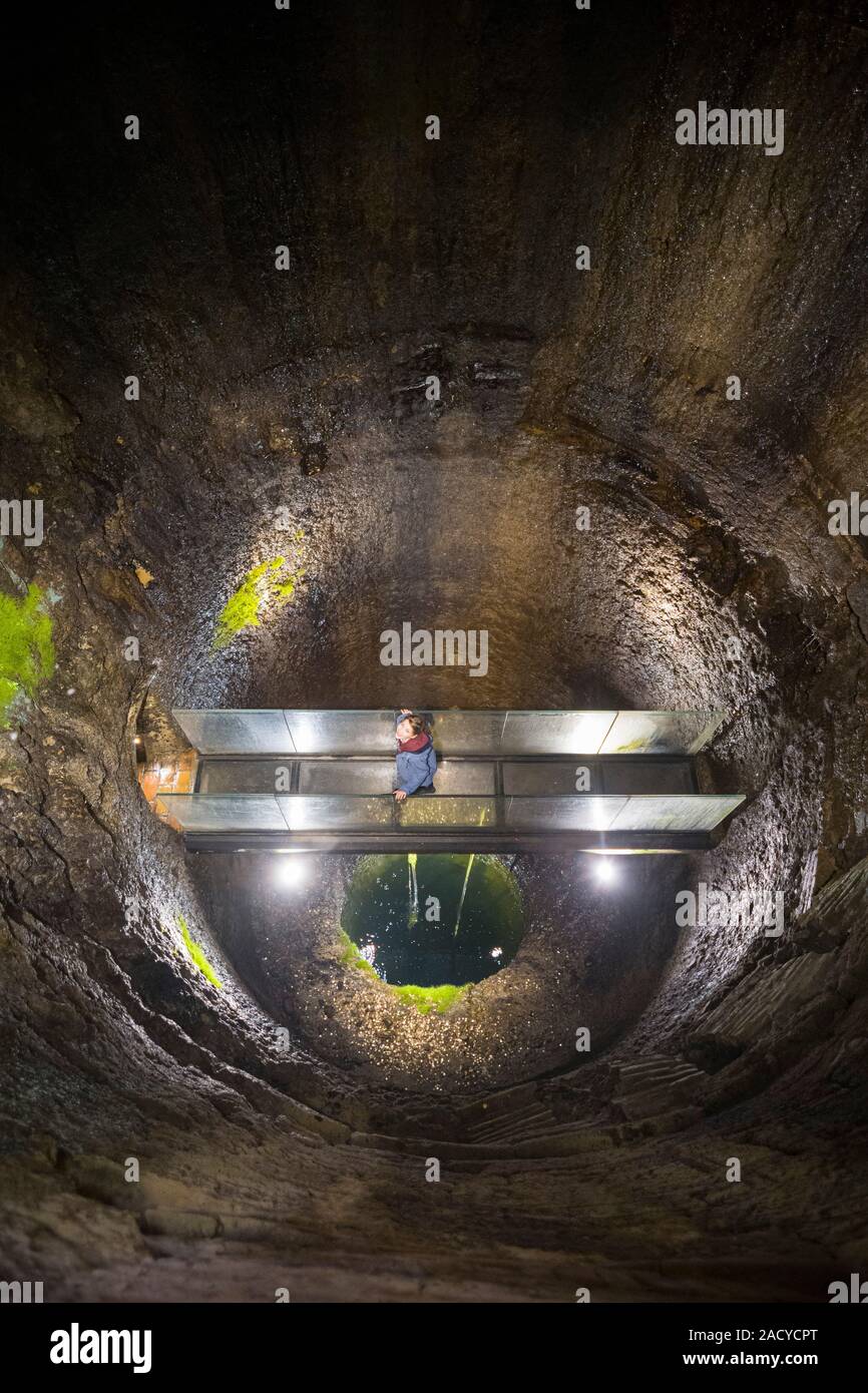 Perugia. Italien. Pozzo Etrusco (Etruskische Gut), stammt aus der zweiten Hälfte des 3. vorchristlichen Jahrhundert. Stockfoto