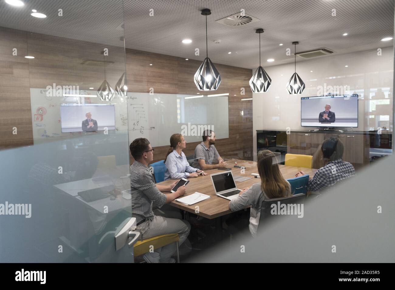 Start up Business Leute Gruppe die Teilnahme an Videokonferenzen Anruf Stockfoto
