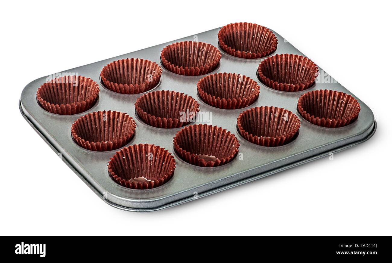 Cupcake und Muffin Pan mit Pappbechern Stockfoto