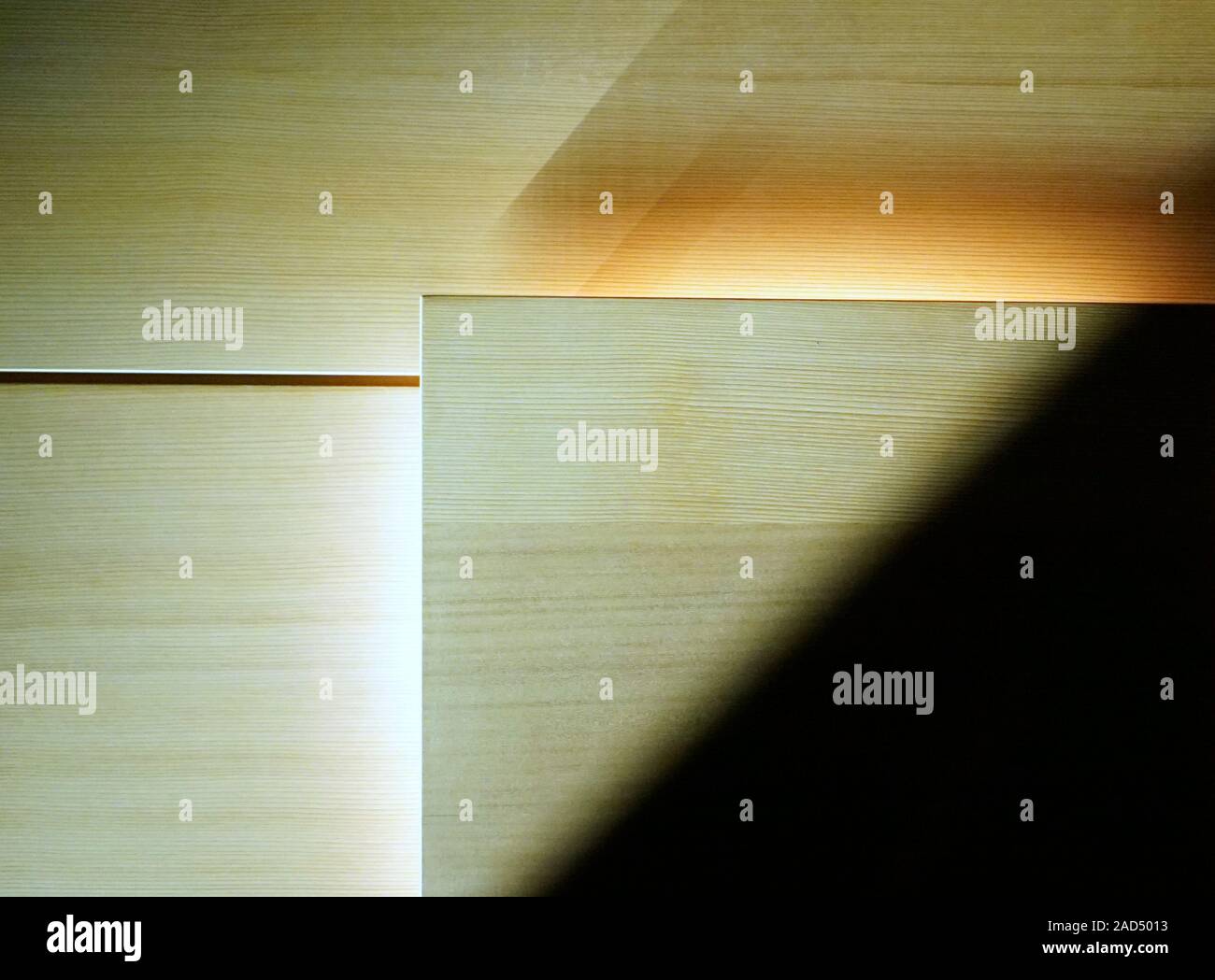Der drittelregel echten Holzwand einfaches Konzept mit Schatten Stockfoto