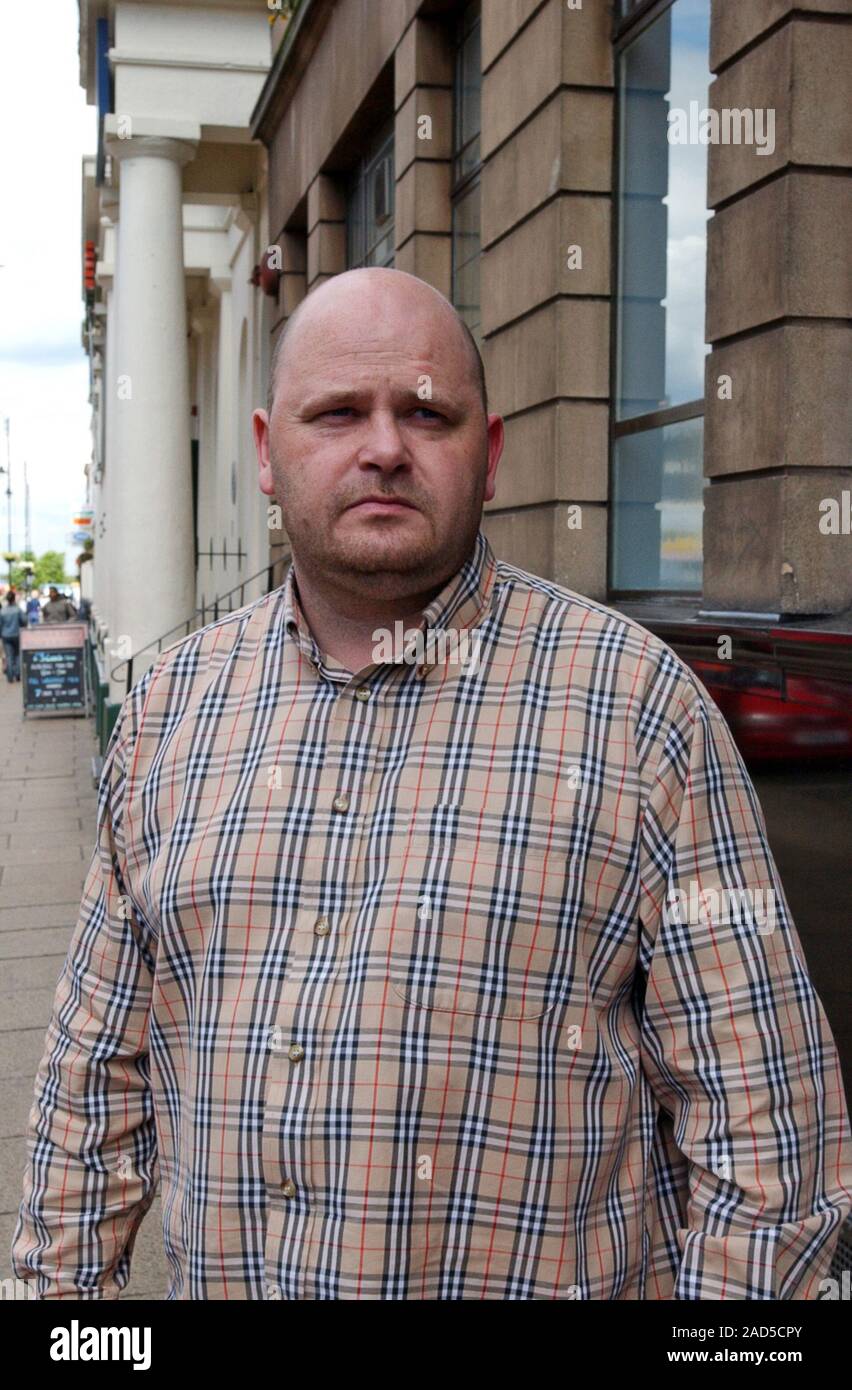 Gilroy Shaw Football Hooligan aus Wolverhampton trägt ein Burberry-Shirt. Stockfoto