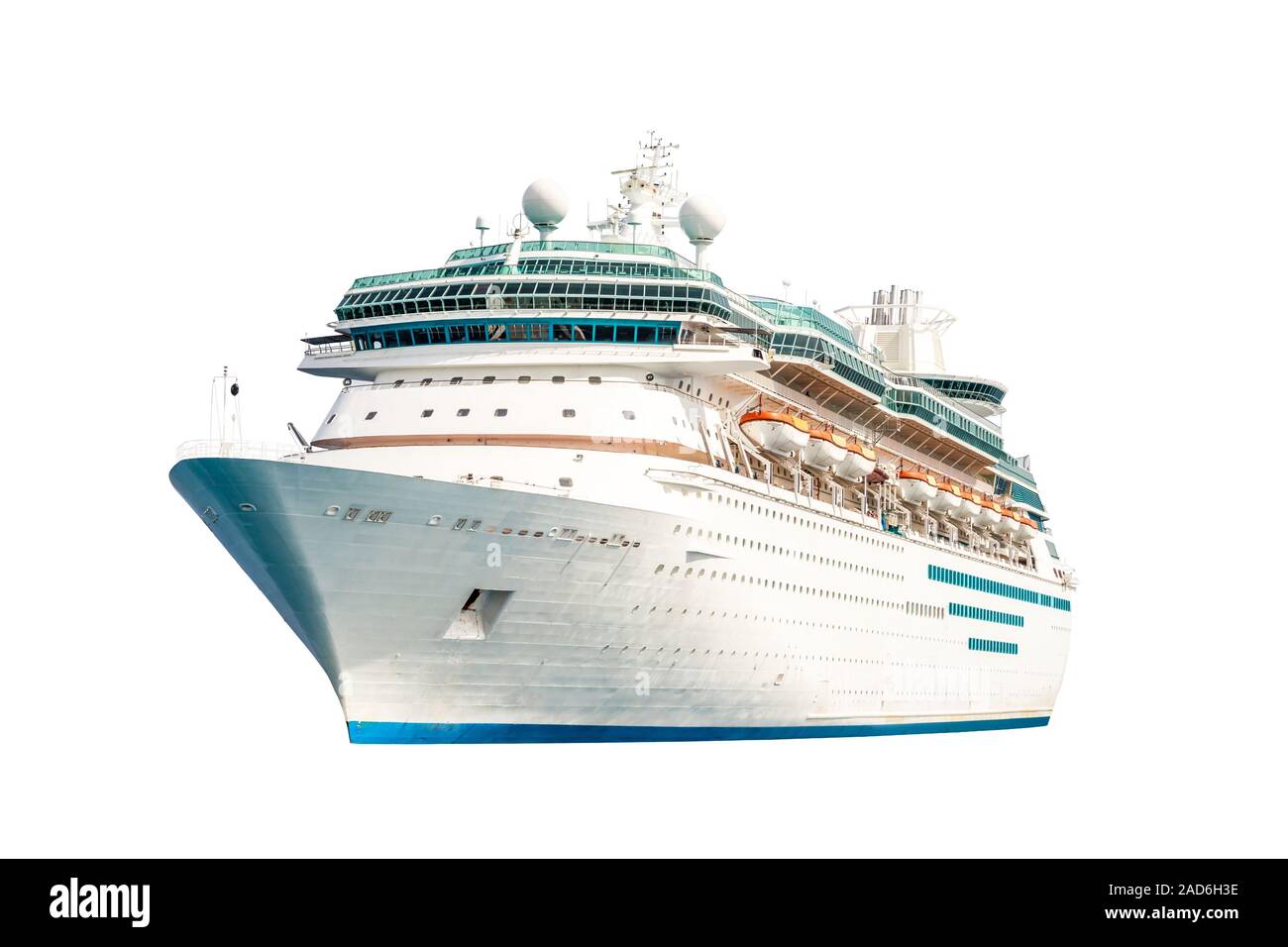 Kreuzfahrtschiff auf weißem Hintergrund, riesige Ocean Liner Stockfoto