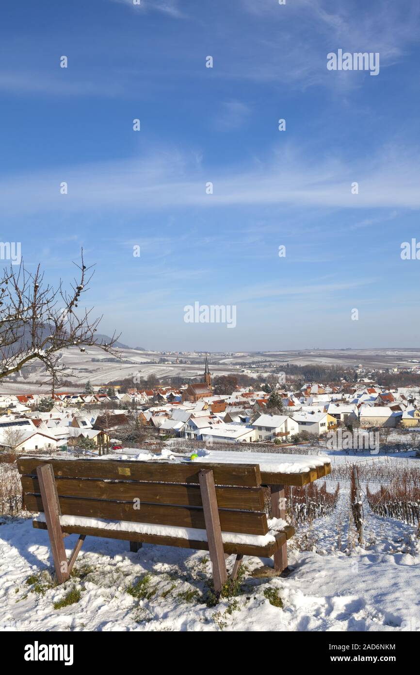 Weindorf Birkweiler im Winter Stockfoto