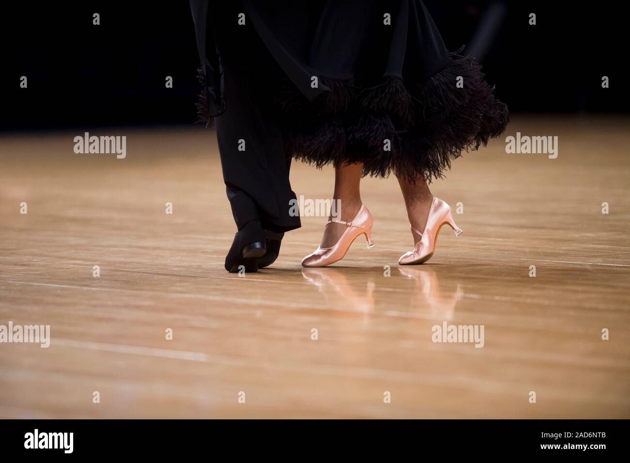 Frau und Mann Tänzer latino Internationale Tanz Stockfoto