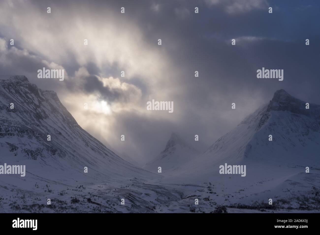 Landschaft im Schnee Drift, Stuor Reaiddavaggi, Lappland, Schweden Stockfoto