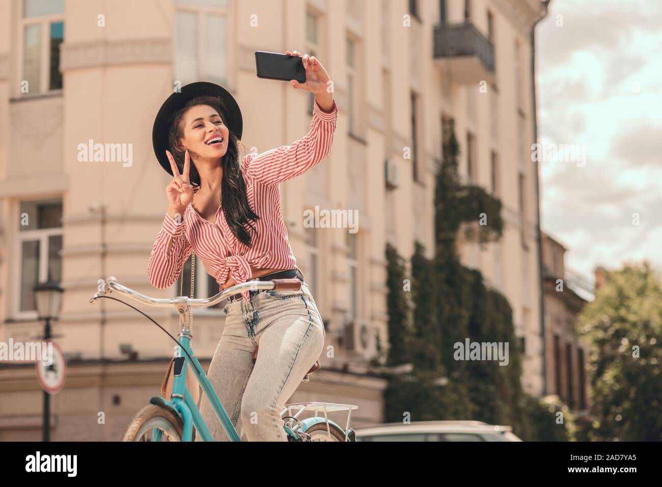 Cute selfie auf dem Fahrrad Foto Stockfoto