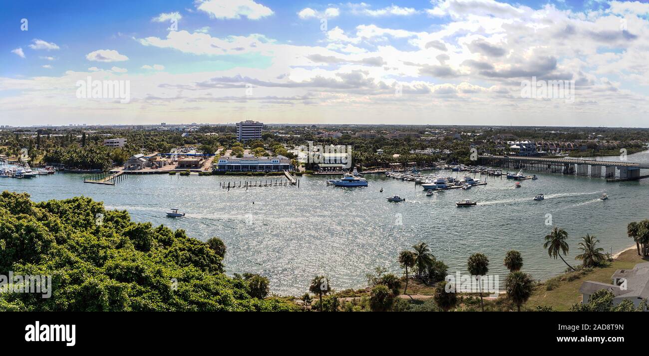 Luftaufnahme von loxahatchee River von Jupiter Inlet Leuchtturm in Jupiter, Florida. Stockfoto