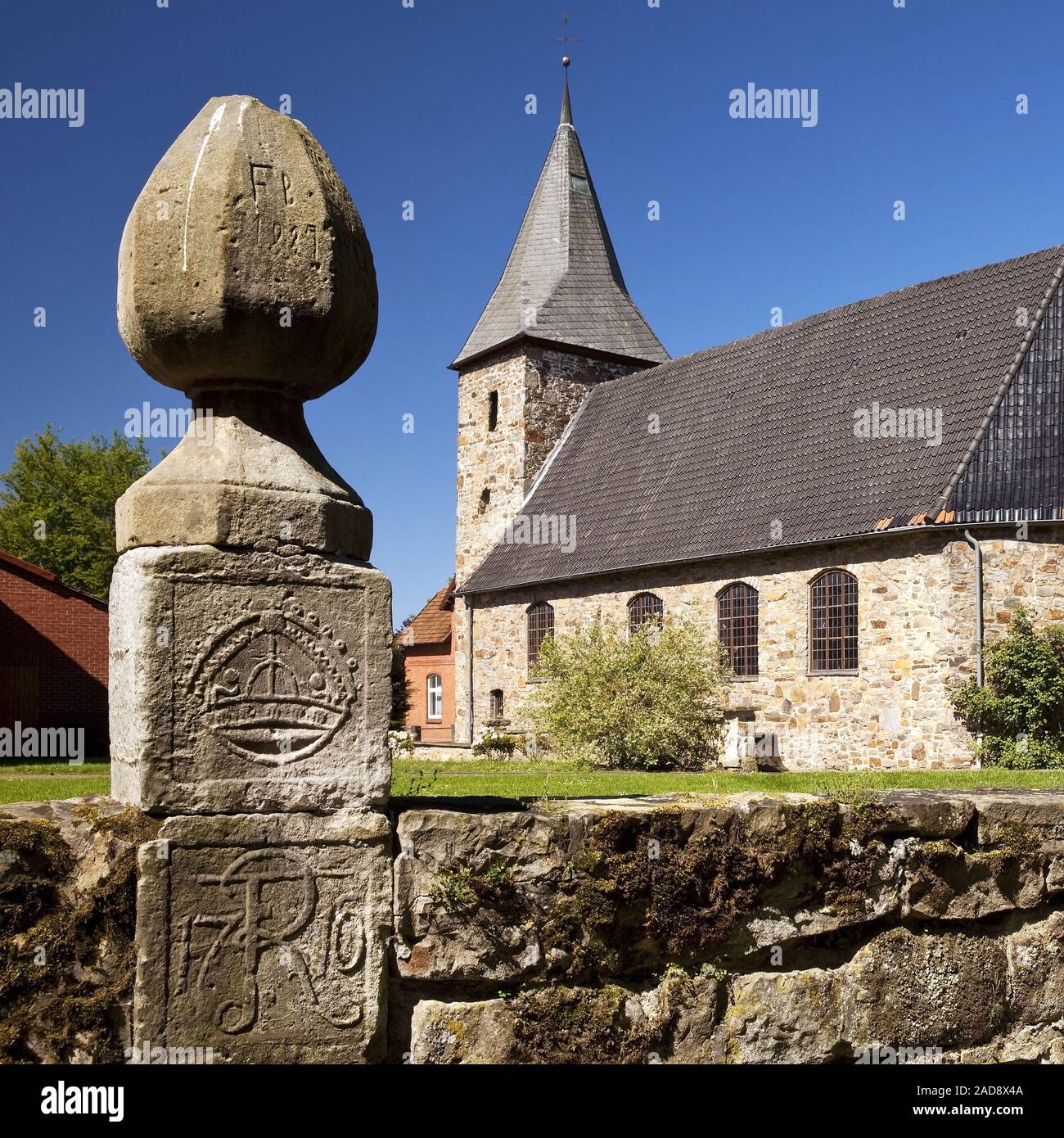 Evangelische Kirche Schuesselburg, Petershagen, Nordrhein-Westfalen, Deutschland, Europa Stockfoto