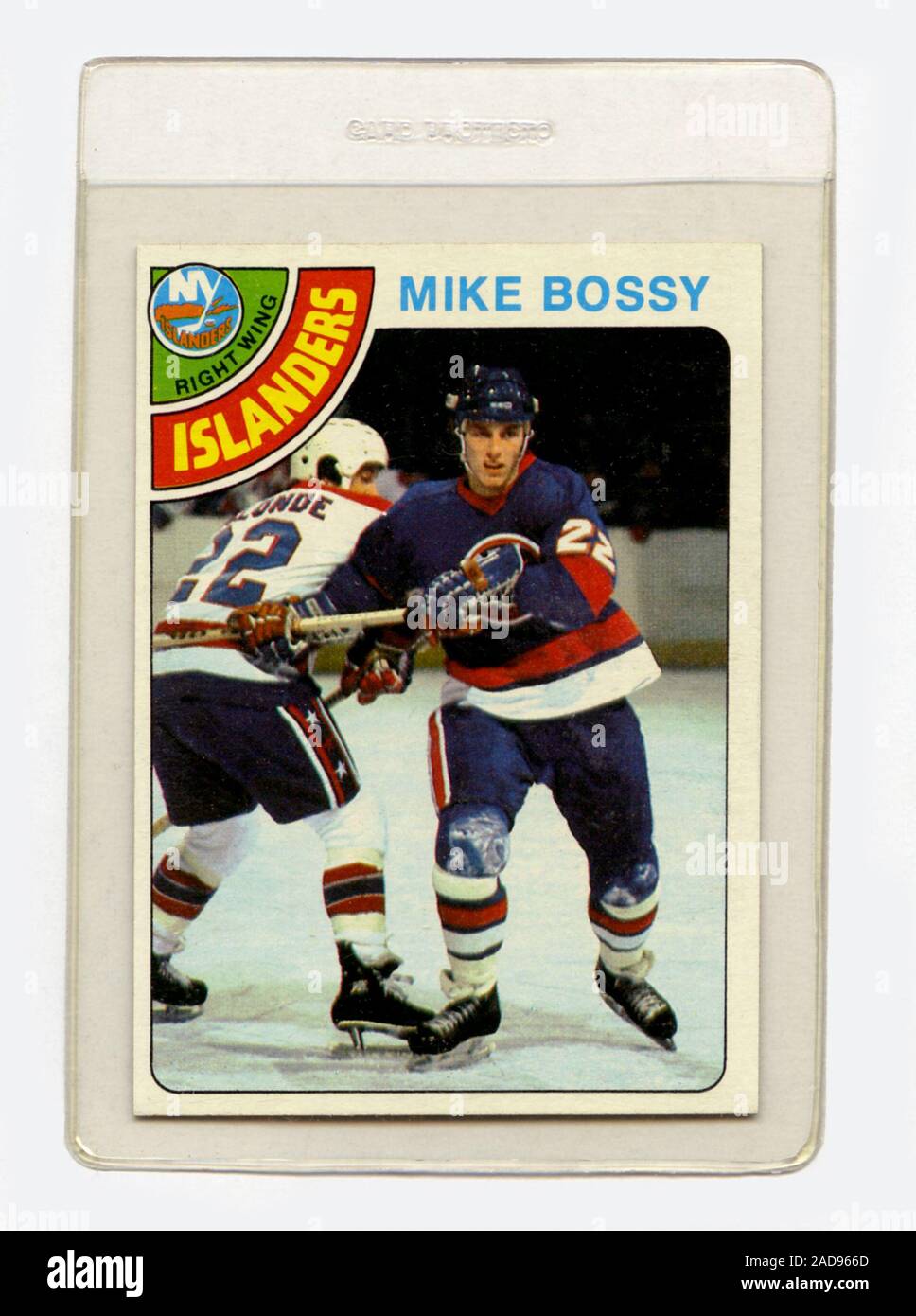 Vintage Ice Hockey Trading Card von Mike Bossy aus seiner Rookie Saison mit den New York Islanders ausgestellt von Topps für die Saison 1978/1979. Stockfoto