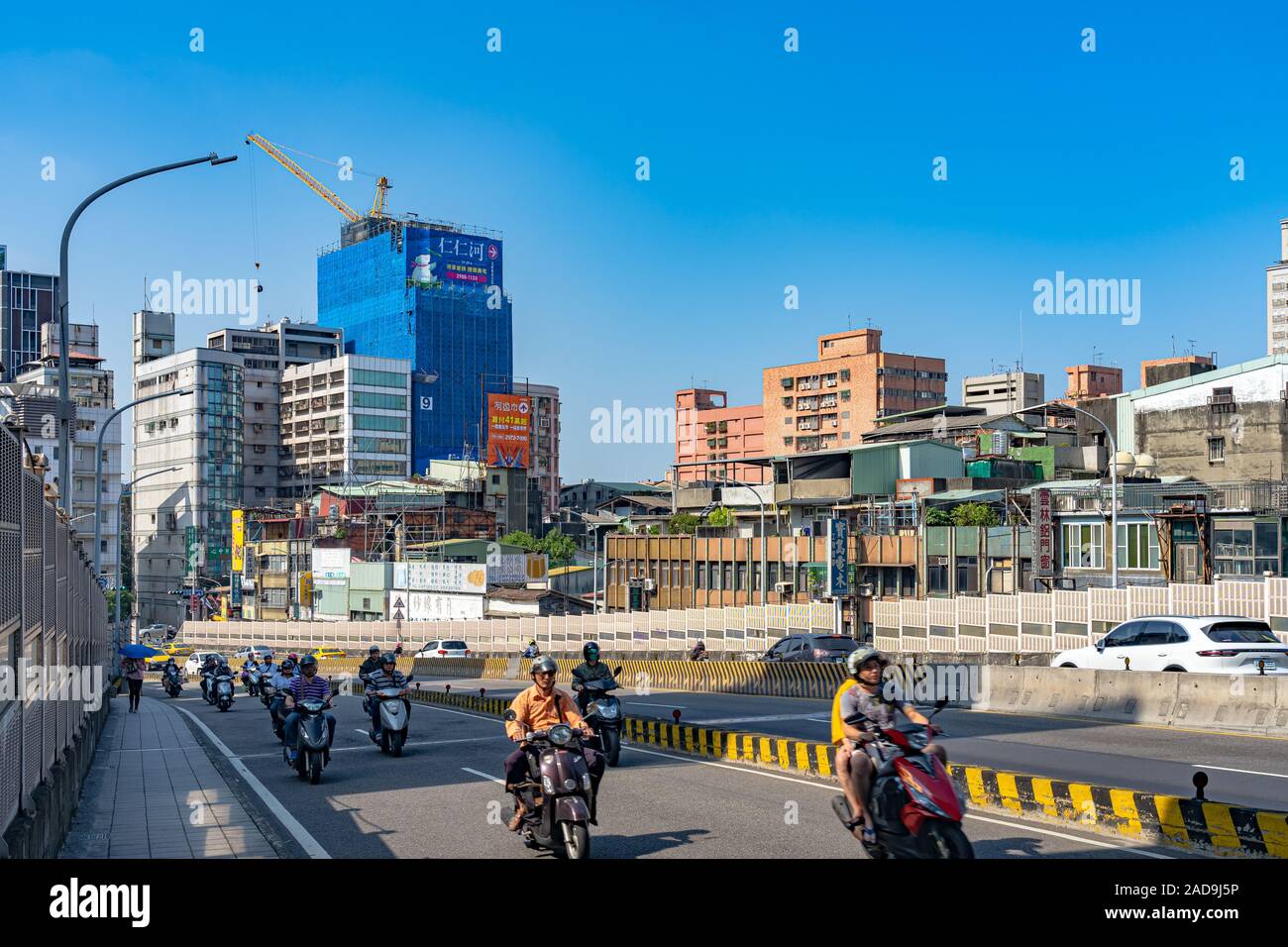 Taipei City traffic Szene auf Taipei Brücke in sonniger Tag, Taipei Bridge ist eine Brücke link Neue Stadt Taipei, Taipei City, Taiwan Stockfoto