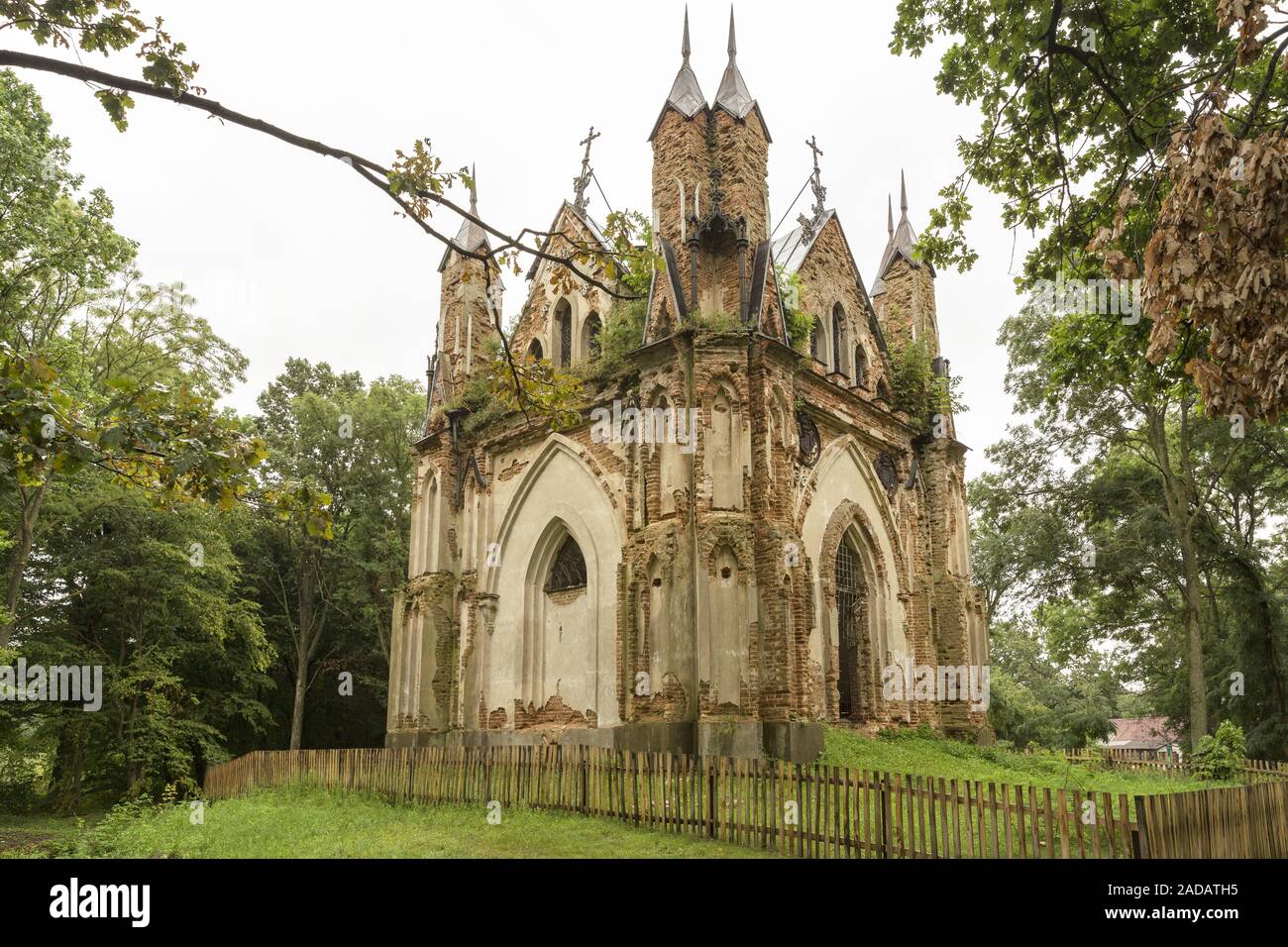 Grabkapelle Dorf Zakozel Erdnuss, Weißrussland Stockfoto