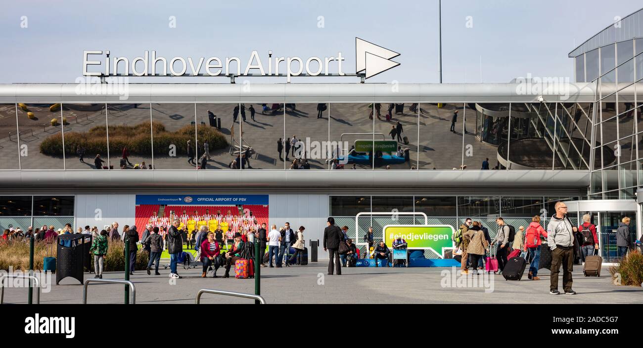 Flughafen Eindhoven Stockfotos Und Bilder Kaufen Alamy