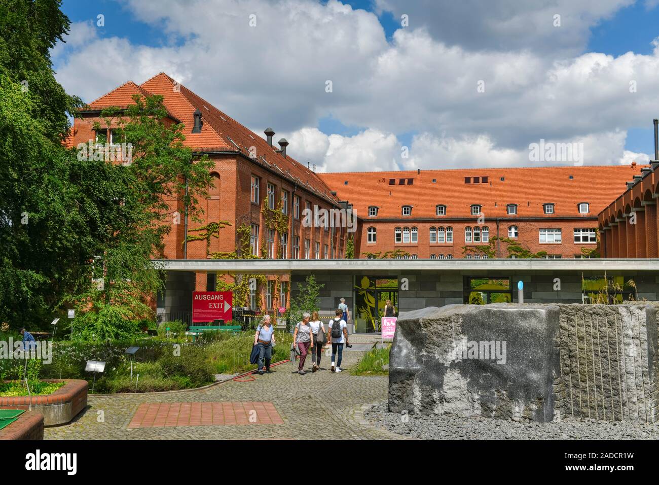 Königin luise straße Fotos und Bildmaterial in hoher Auflösung Alamy