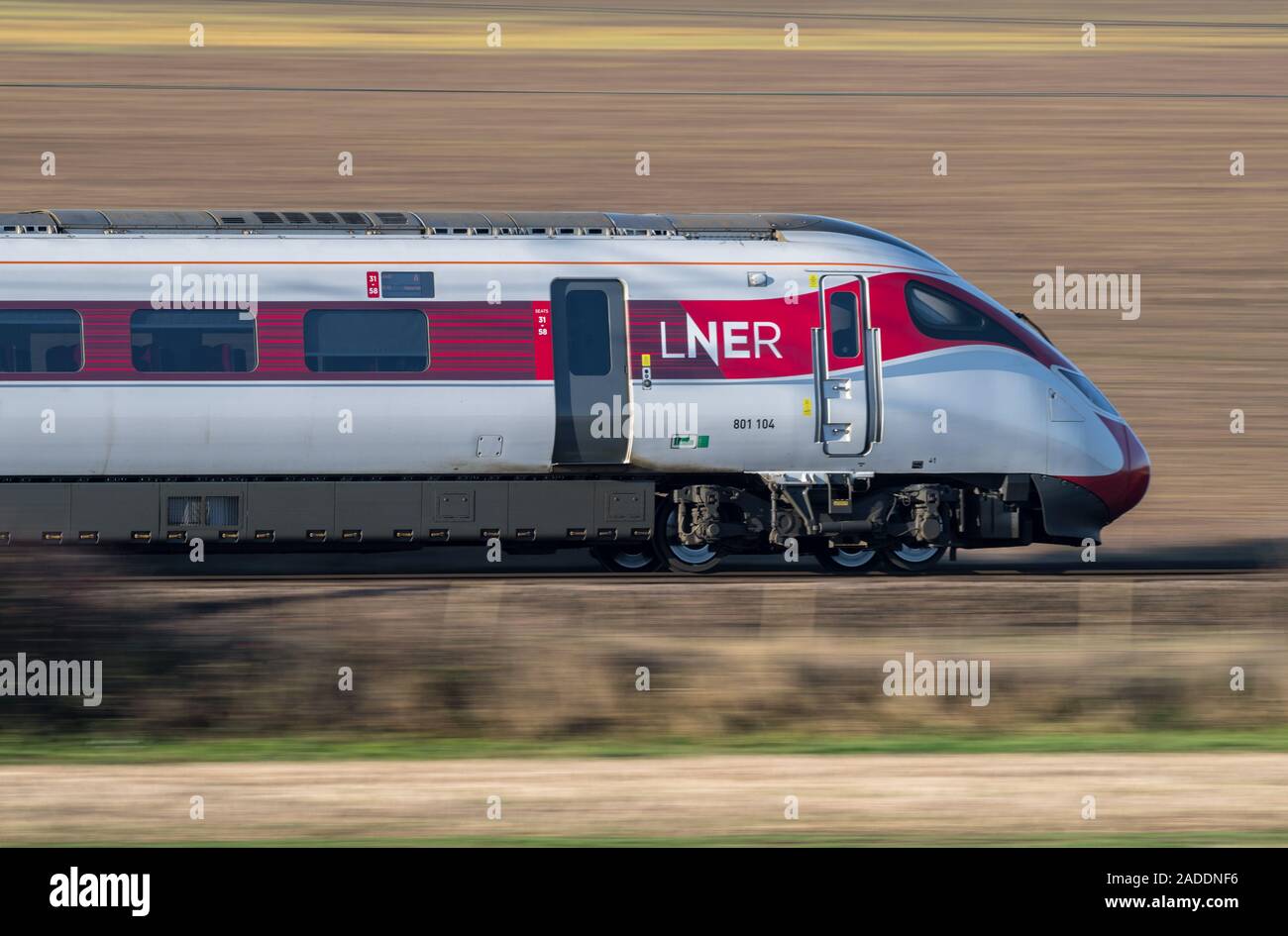 Die neue LNER Azuma elektrische Zug auf der East Coast Mainline, England, UK. Stockfoto