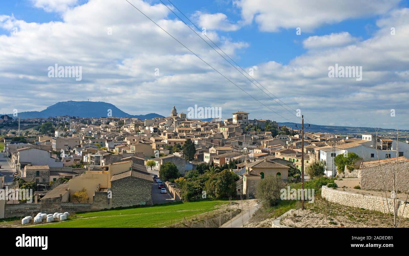 Blick auf das Dorf Algaida, Mallorca, Balearen, Spanien Stockfoto