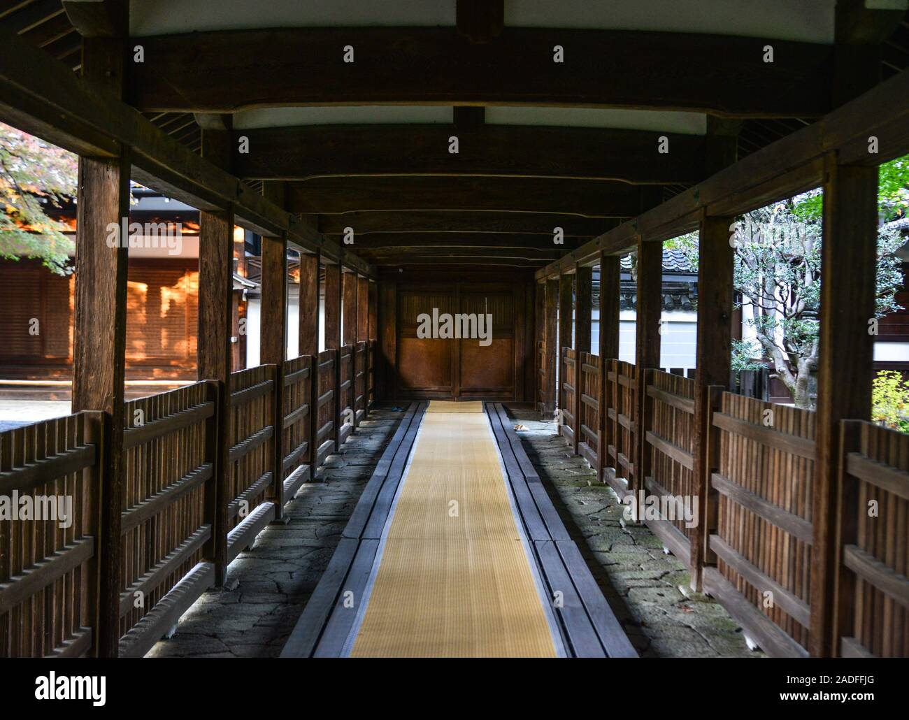 Kyoto, Japan - 12 Nov, 2019. Antike Tempel in Kyoto, Japan. Kyoto ist die kulturelle Hauptstadt von Japan und ein wichtiges touristisches Ziel betrachtet. Stockfoto