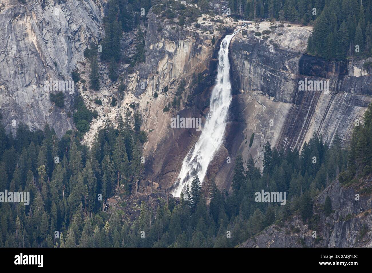Nevada Fall von Washburn Point, Yosemite National Park, Kalifornien, USA. Stockfoto