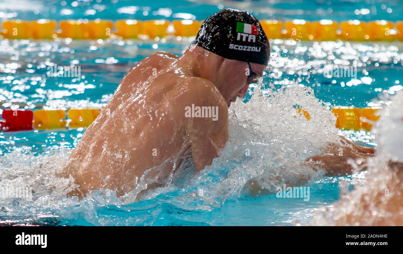 Glasgow, Schottland, Großbritannien. 4. Dez 2019. Fabio Scozzoli von Italien in Aktion während der Männer 50 m Brustschwimmen final, bei Tag 1 Der LEN Europäischen kurzen Kurs Schwimmen Meisterschaften 2019, in Tollcross International Swimming Center. Credit: Iain McGuinness/Alamy leben Nachrichten Stockfoto