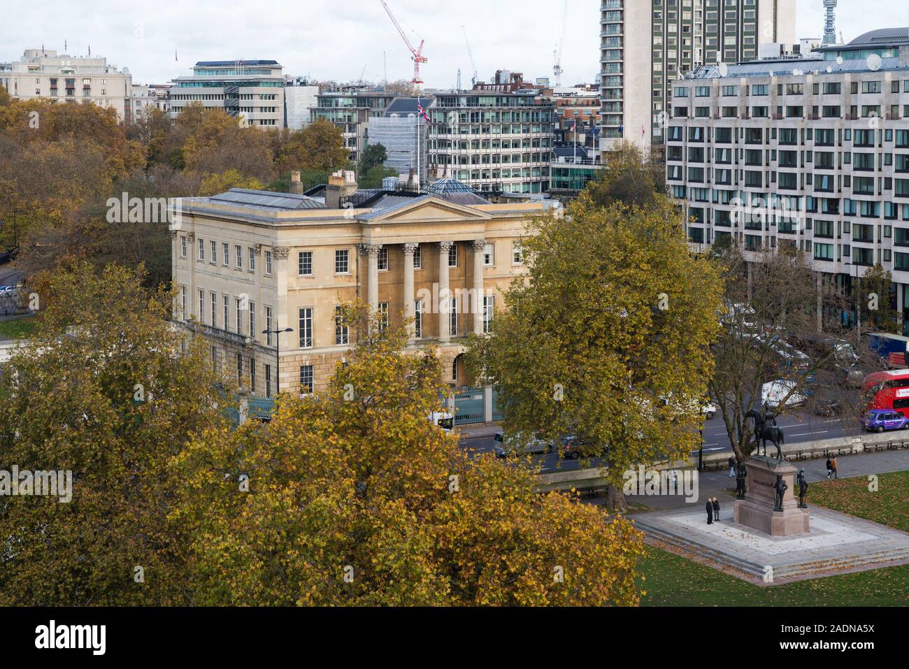 Apsley House, dem ehemaligen Zuhause von der erste Herzog von Wellington und jetzt von English Heritage als Museum laufen, steht am Hyde Park Corner, London, England, Großbritannien Stockfoto