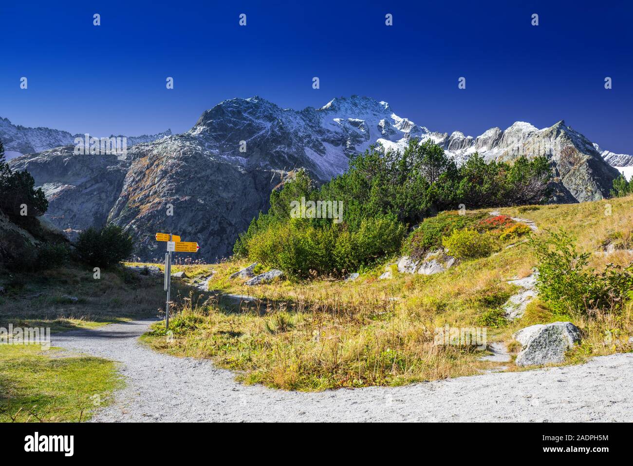 Gelmer See in der Nähe von der Grimselpass in den Schweizer Alpen, Gelmersee, Schweiz, Berner Oberland, Schweiz. Stockfoto
