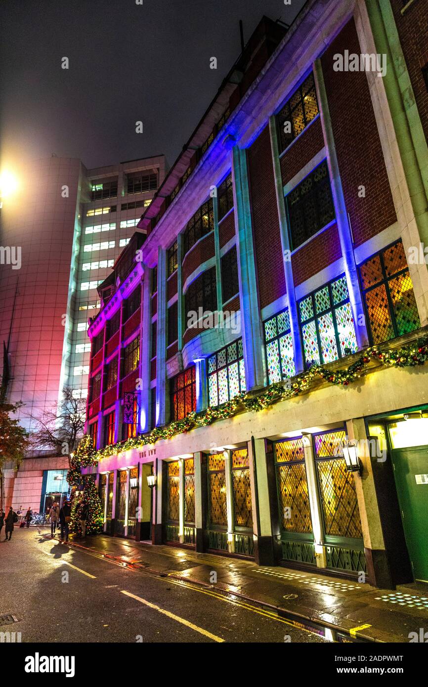 Die Ivy bei Nacht beleuchtet Zeit in Covent Garden, London, UK Stockfoto