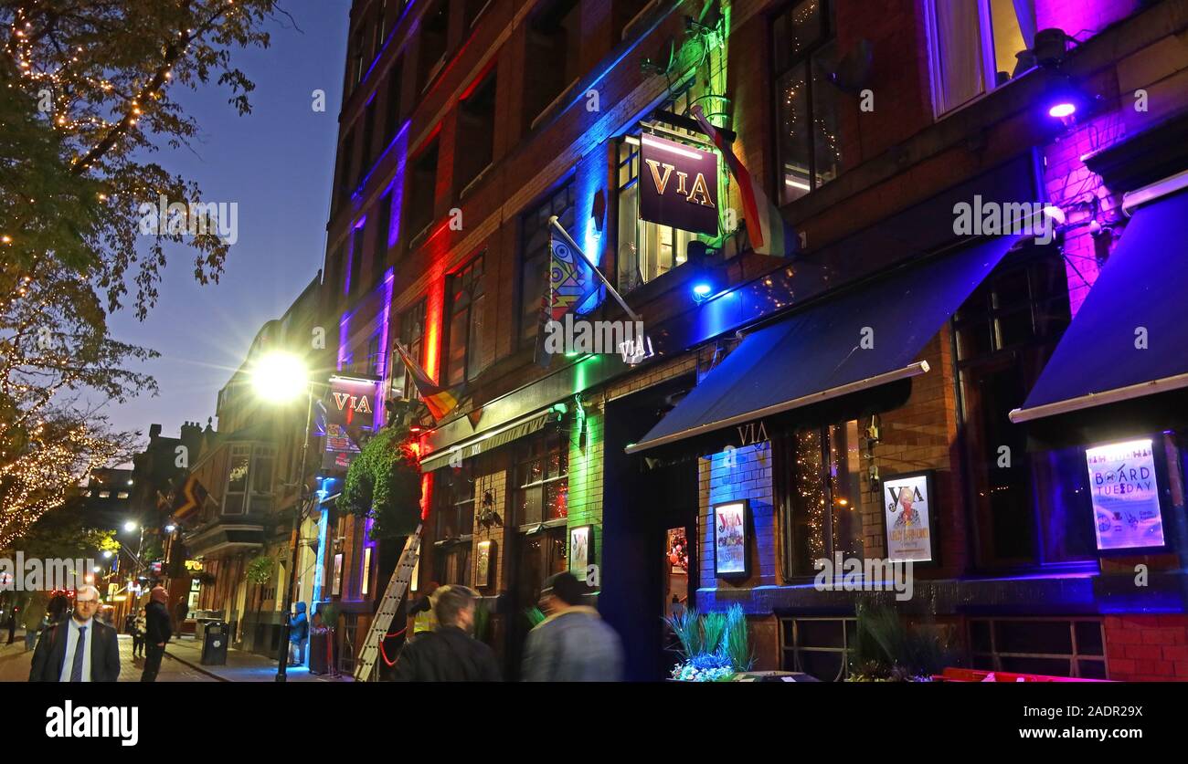 Via Bar, Canal Street, Gay Village, Manchester, bei Nacht, Manchester, England, Großbritannien, M1 3EZ Stockfoto