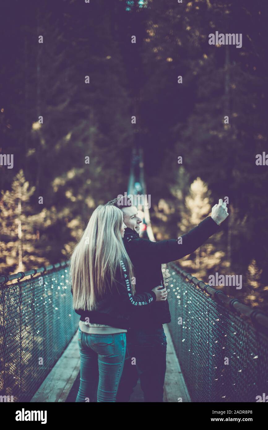 Vancouver, British Columbia - 28.November, 2019: Blick von der Capilano Suspension Bridge Park in North Vancouver in der Wintersaison Stockfoto