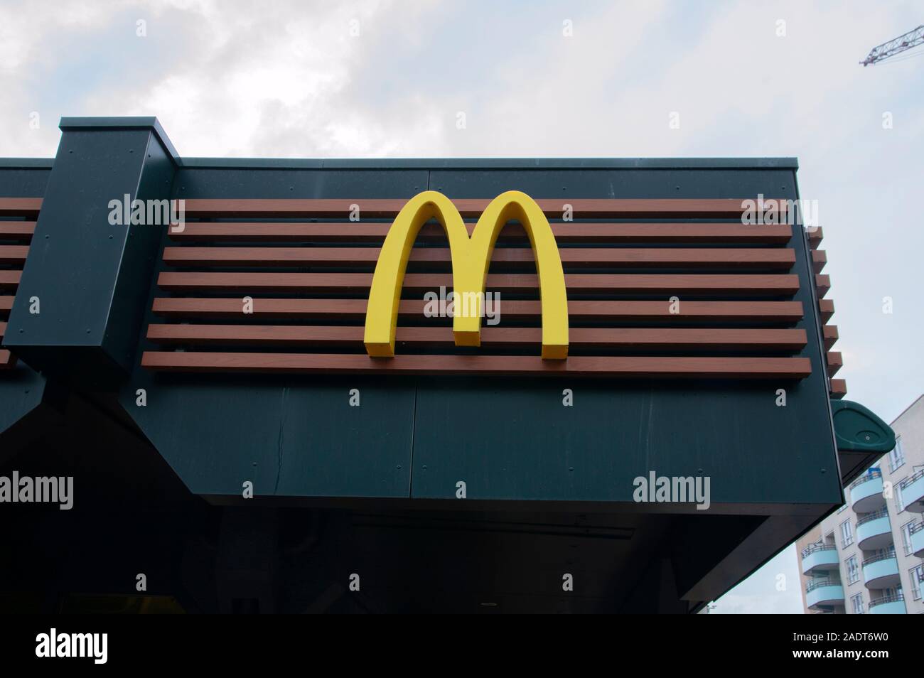 Reklametafeln McDonalds in Den Helder in den Niederlanden 2019 Stockfoto
