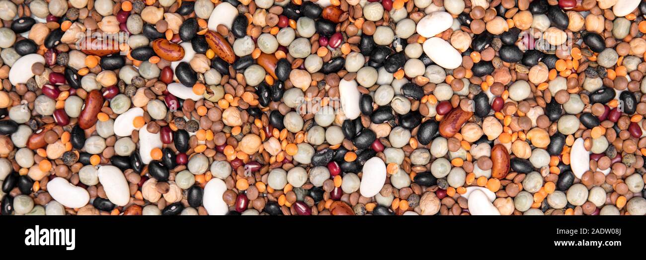 Schneidwerk, bunte Hülsenfrüchte Mischung, Linsen, Bohnen und Erbsen, gesunde Ernährung Stockfoto