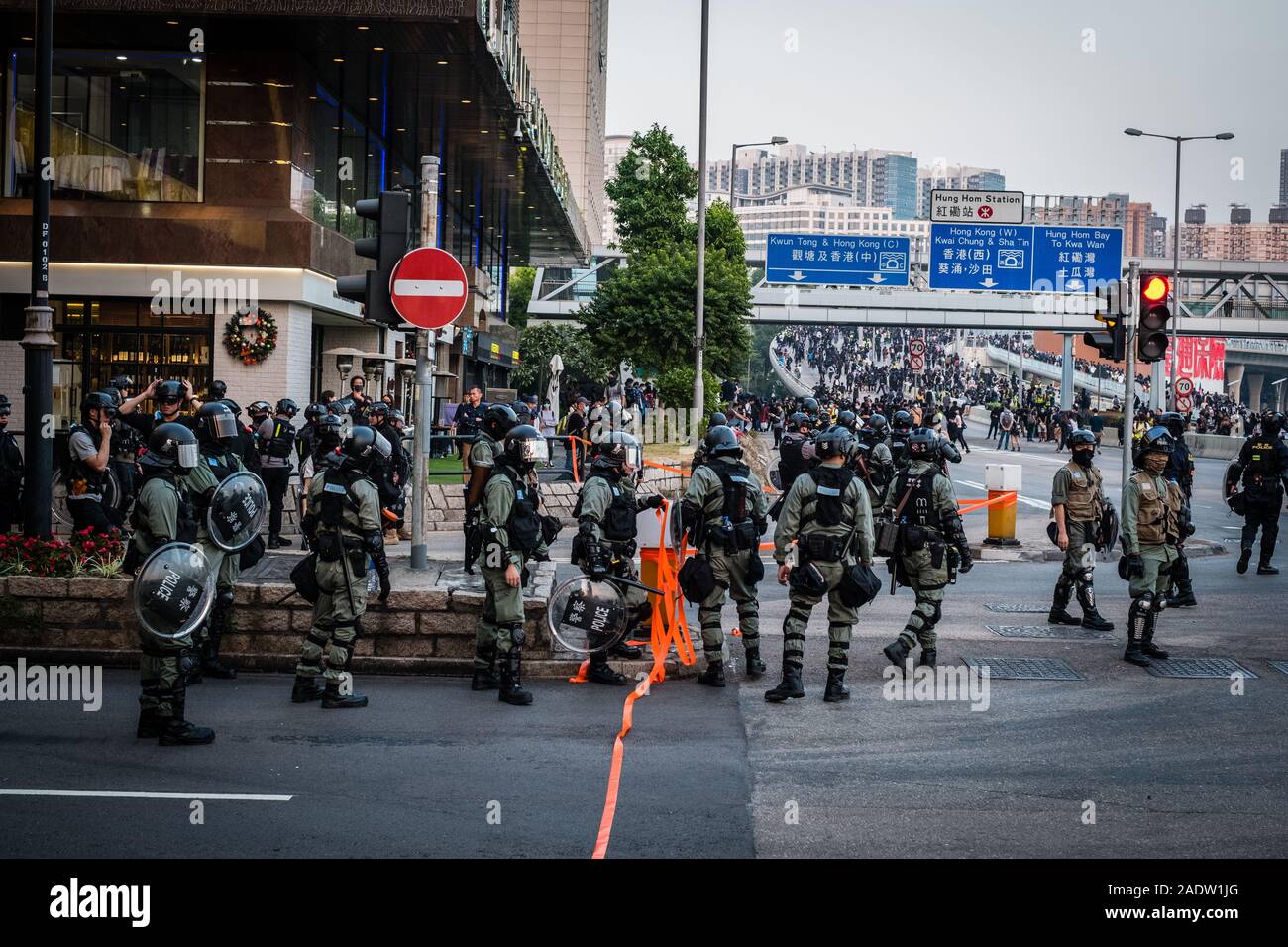 HongKong - Dezember 01, 2019: Bereitschaftspolizei auf Demonstration während der Proteste 2019, eine Serie von Demonstrationen in Hongkong gestartet als Anti-Extradition Gesetz änderung Rechnung (Anti-Elab) Bewegung. Stockfoto