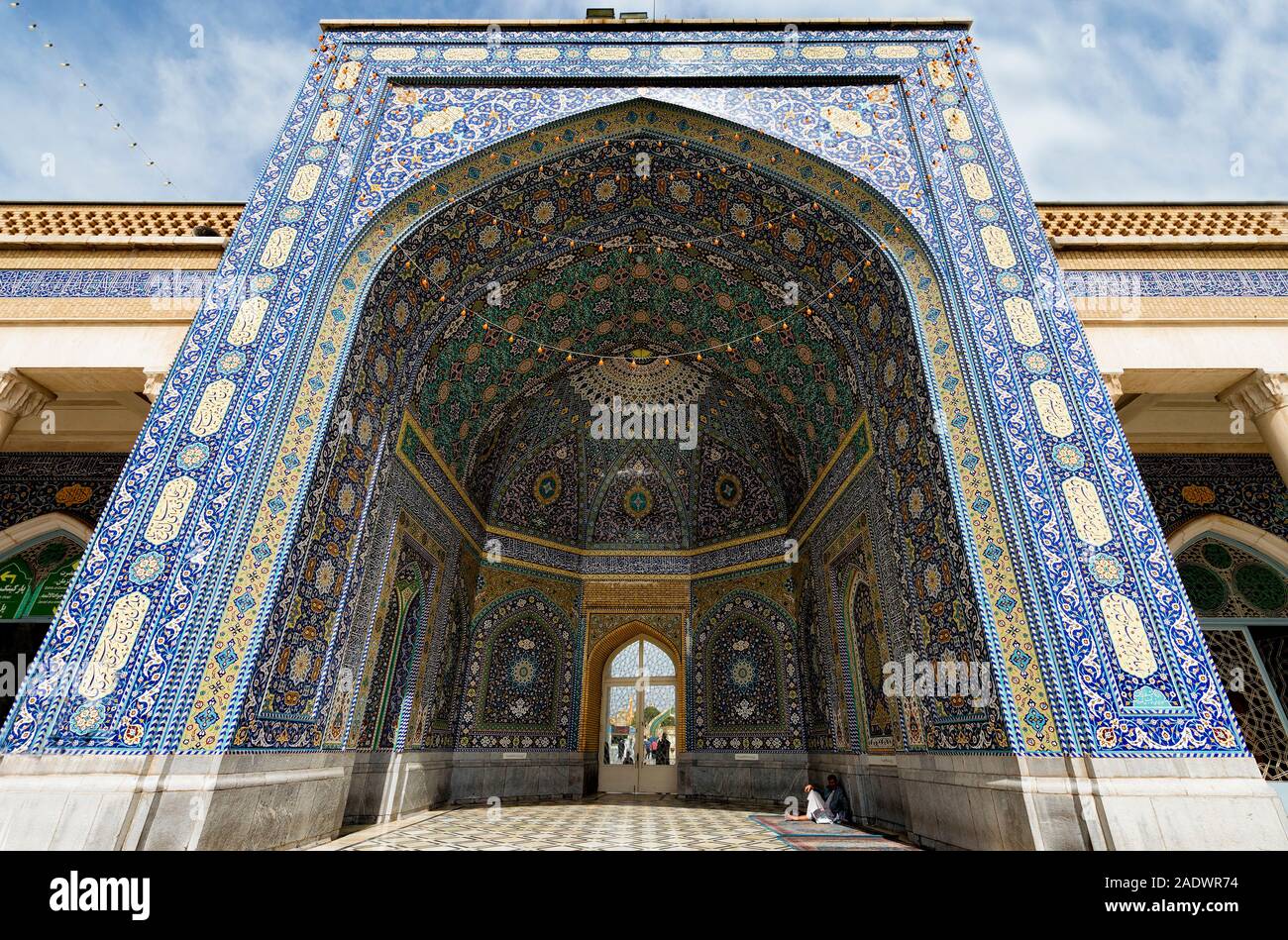 Azam Moschee Iwan, Heiligtum von Fatima Al-masumeh Schwester von acht Imam Reza und Tochter des siebten Imam Musa al-Kadhim, Qom, Iran Stockfoto