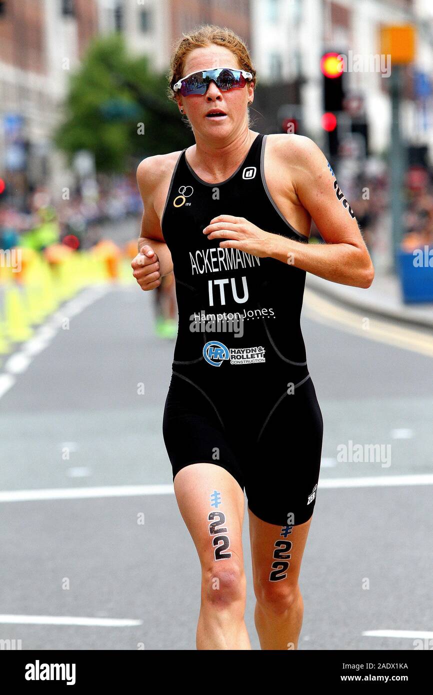 Simone Ackermann (Südafrika), ITU der WTS Frauen Leeds Triathlon 2017 Stockfoto