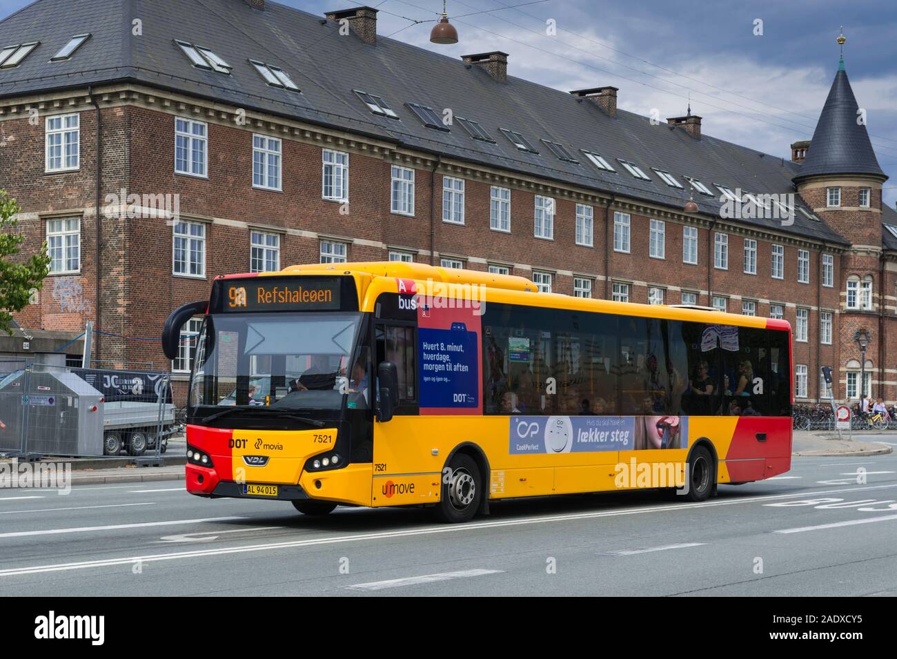 Ein lokaler Bus in Kopenhagen, Dänemark. Stockfoto