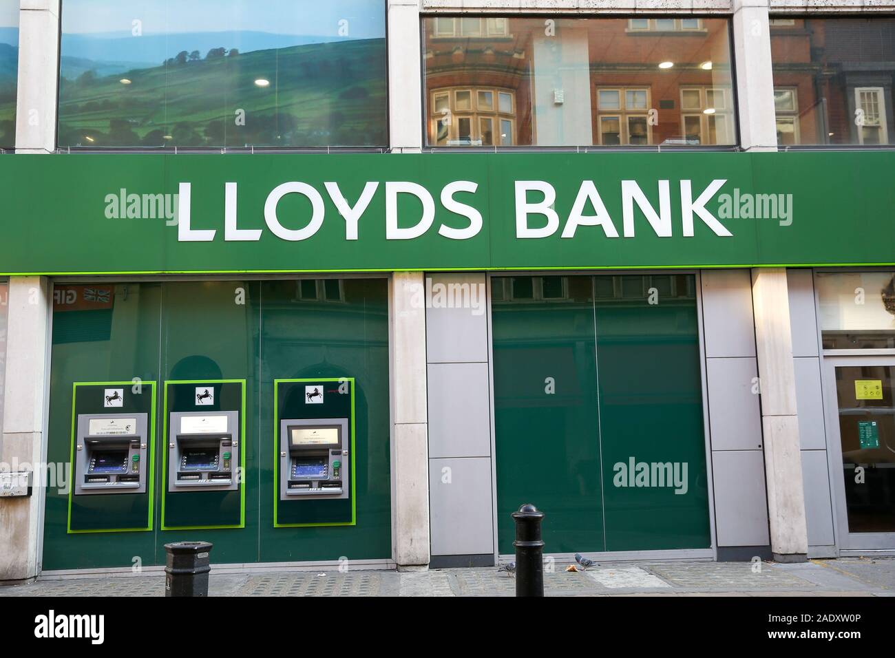 Ein Zweig der Lloyds Bank in der Londoner West End. Stockfoto