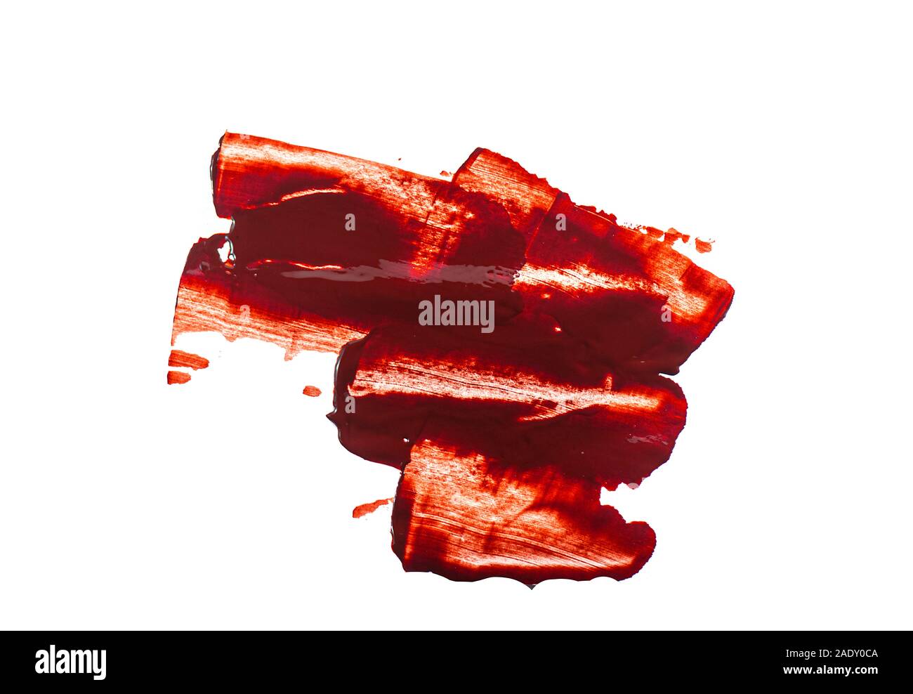 Dunkelrot Ölfarbe, abstrakte Flecken mit roter Farbe isoliert auf weißem Hintergrund Stockfoto