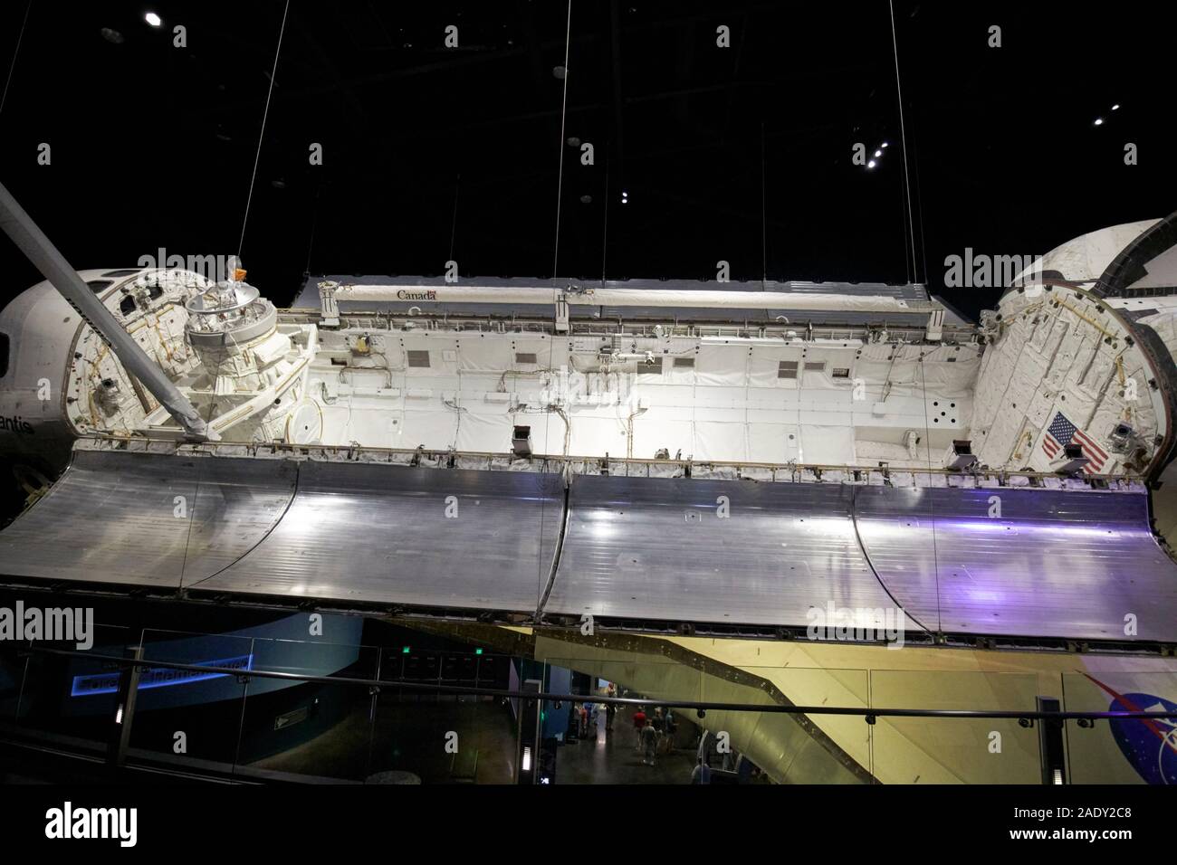Cargo Bay geöffnet auf dem Space Shuttle Atlantis zur Anzeige im Kennedy Space Center, Florida, USA Stockfoto