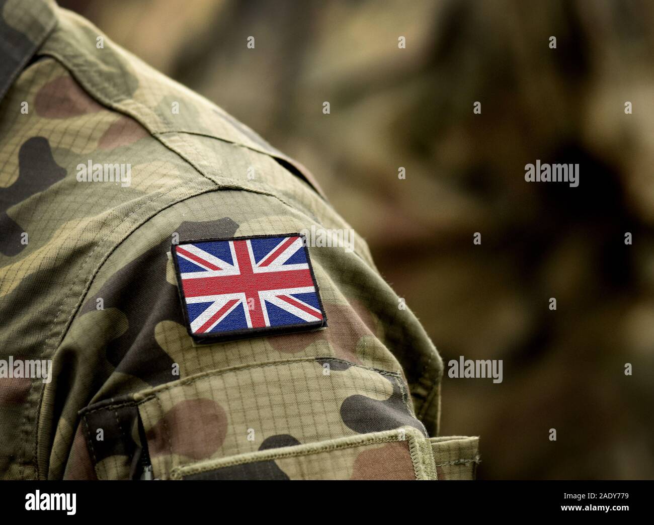 Flagge des Vereinigten Königreichs auf der Uniform. Britischen Armee. Britische Streitkräfte, Soldaten. Collage. Stockfoto