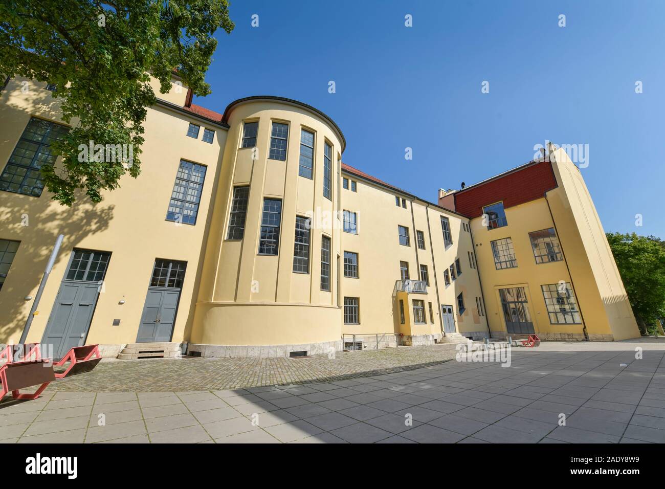 Hauptgebäude, HenryvandeVeldeBau der BauhausUniversität