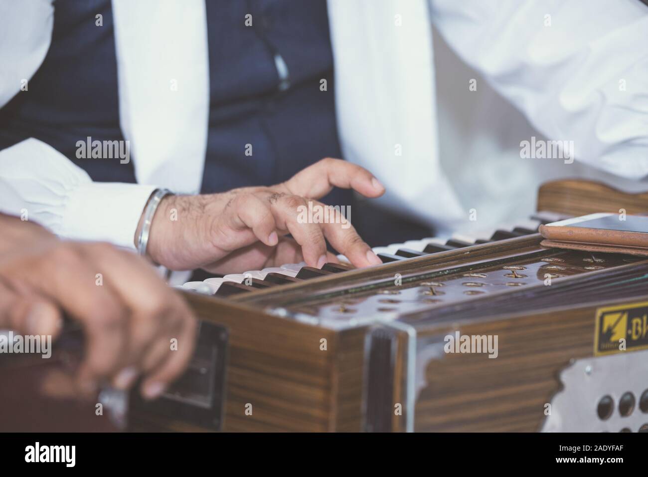 Indische Sikh traditionelle Ritual Musikinstrumente Stockfoto
