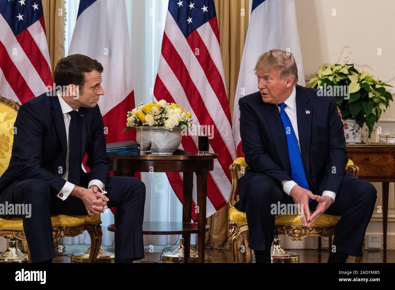 Us-Präsident Donald Trump hält ein bilaterales Treffen mit dem französischen Präsidenten Emmanuel längestrich vor dem NATO-Gipfel, an Winfield House Dezember 3, 2019 in London, Vereinigtes Königreich. Stockfoto
