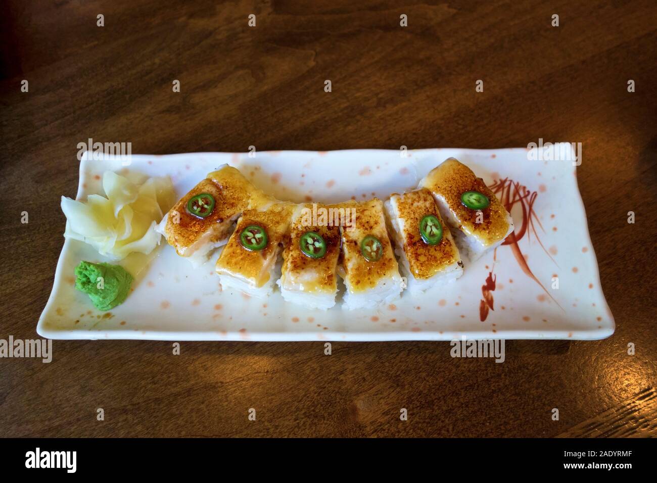 Platte von oshizushi, oder gepressten Sushi auf Reis. Stockfoto