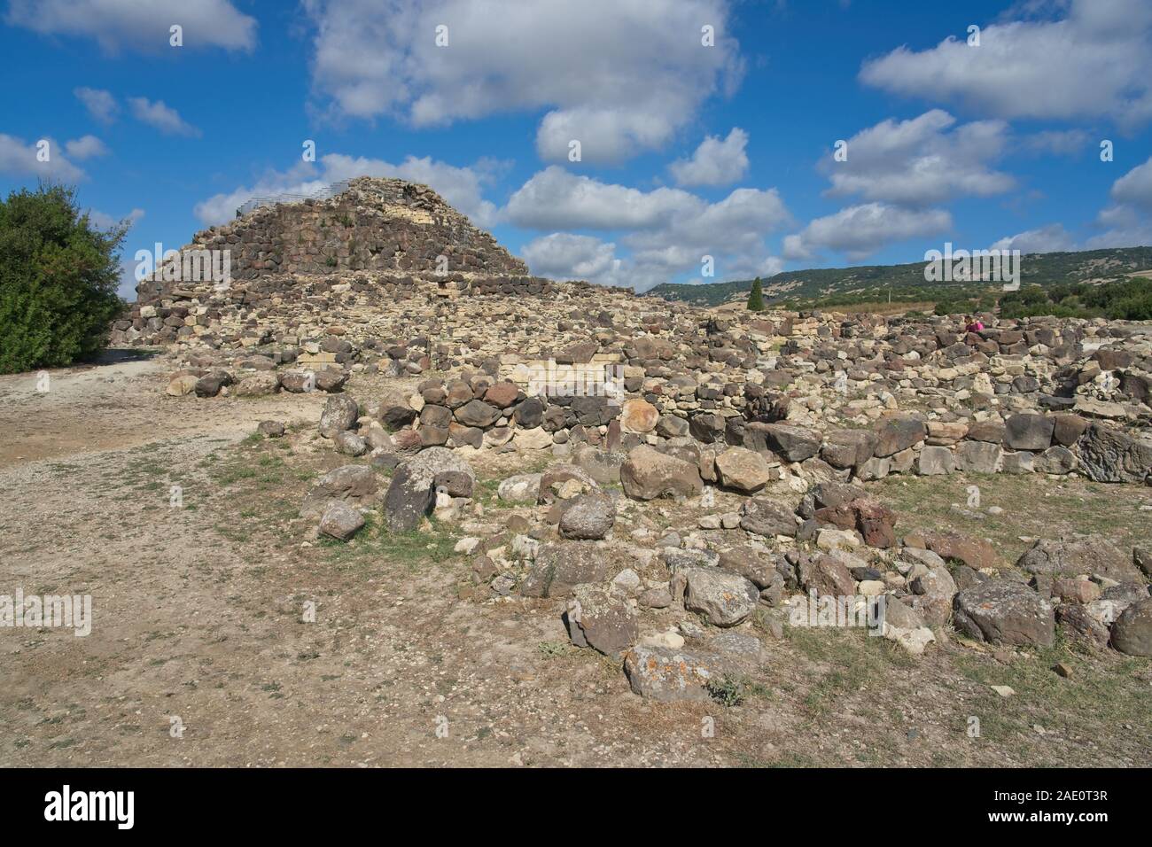 Italien, Barumini - 2019-09-30: Su Narixi, nuragischen archäologische Stätte im Zentrum von Sardinien. Su Nuraxi ist eine Siedlung, bestehend aus einem 17 cen Stockfoto