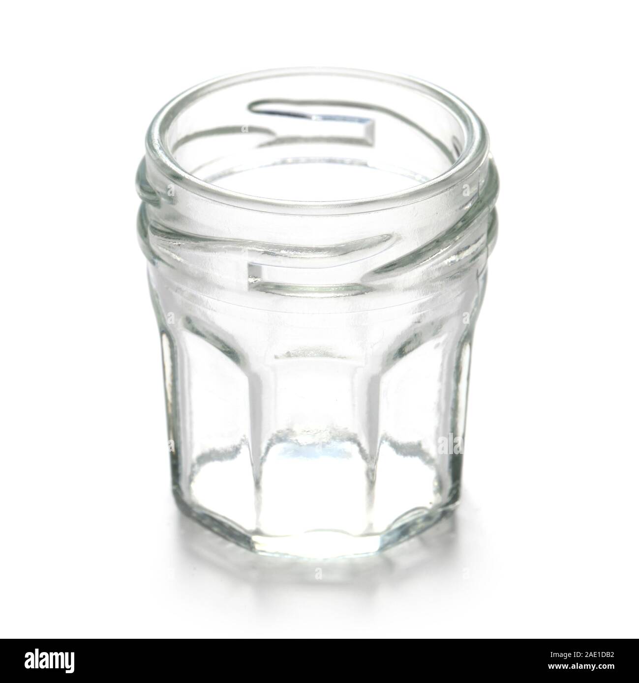 Leere Glas Screw-Top Jar isoliert auf weißem Stockfoto