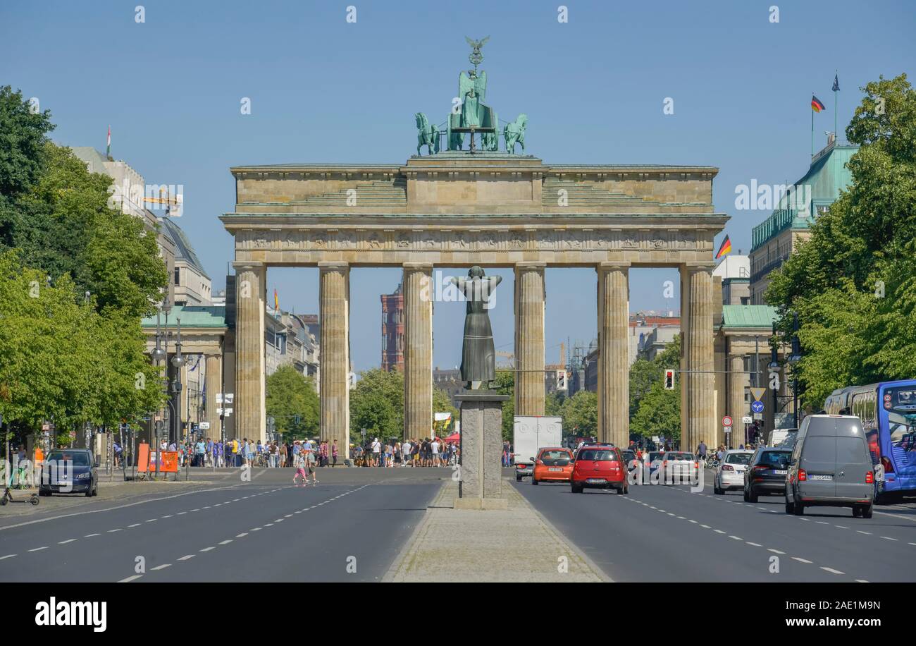 Brandenburger Tor, Straße des 17. Juni, Platz des 18. März, Mitte, Berlin, Deutschland Stockfoto